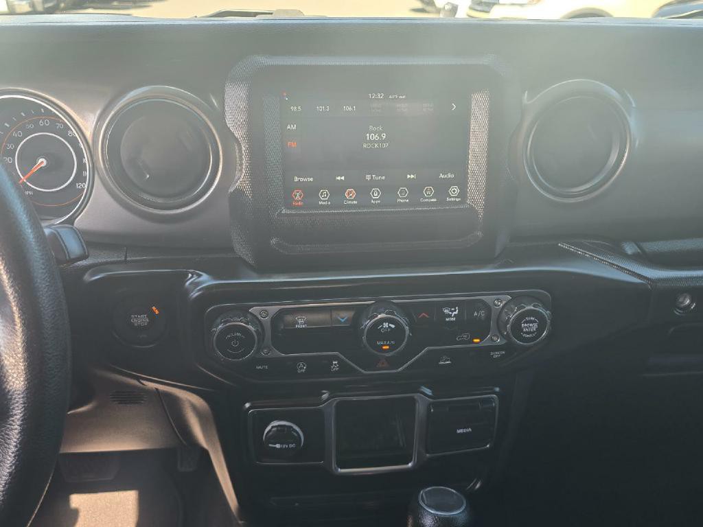 2023 Jeep Wrangler Image 9