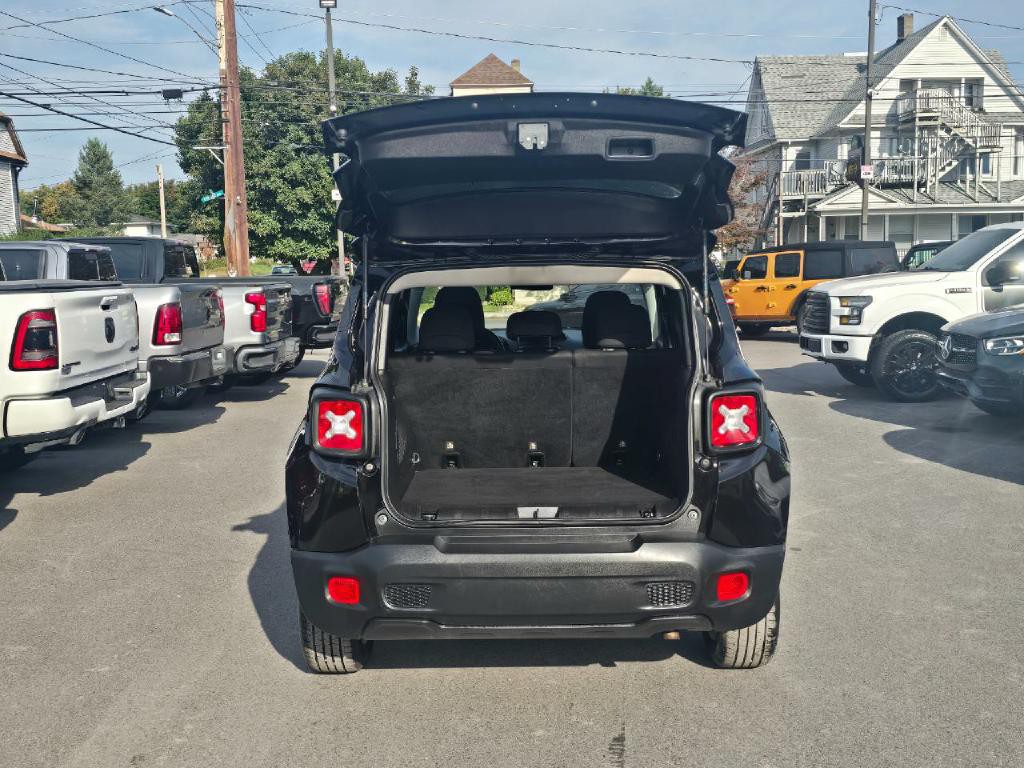 2019 Jeep Renegade Image 17