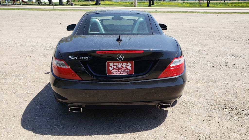 2016 Mercedes-Benz SLK-Class Image 7