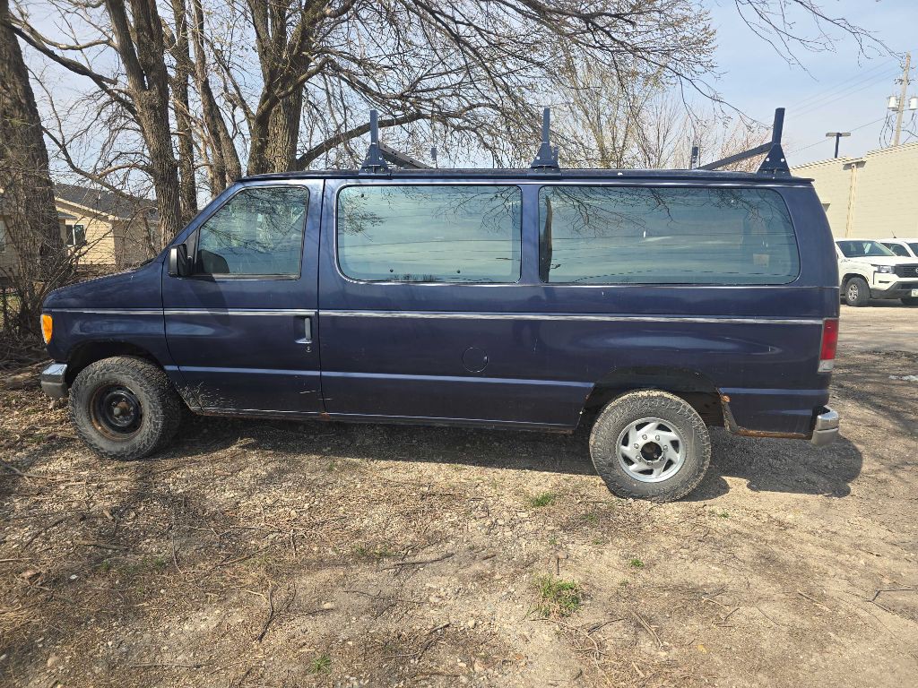 1995 Ford E-150 Image 5