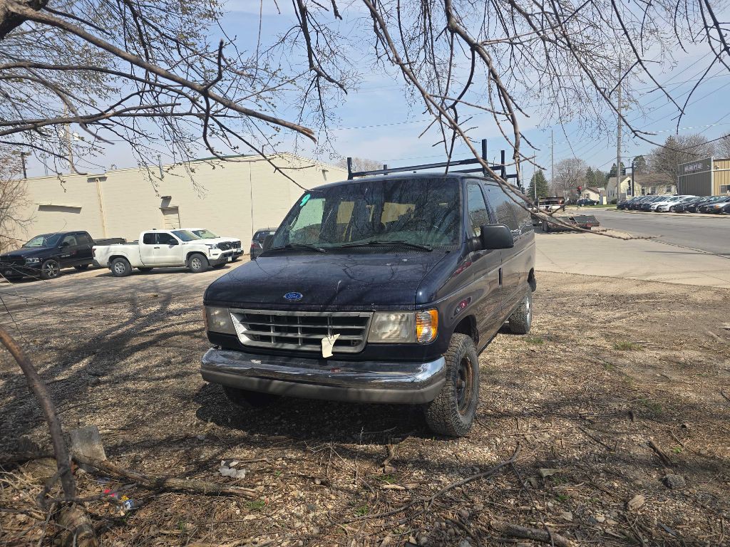 1995 Ford E-150 Image 7