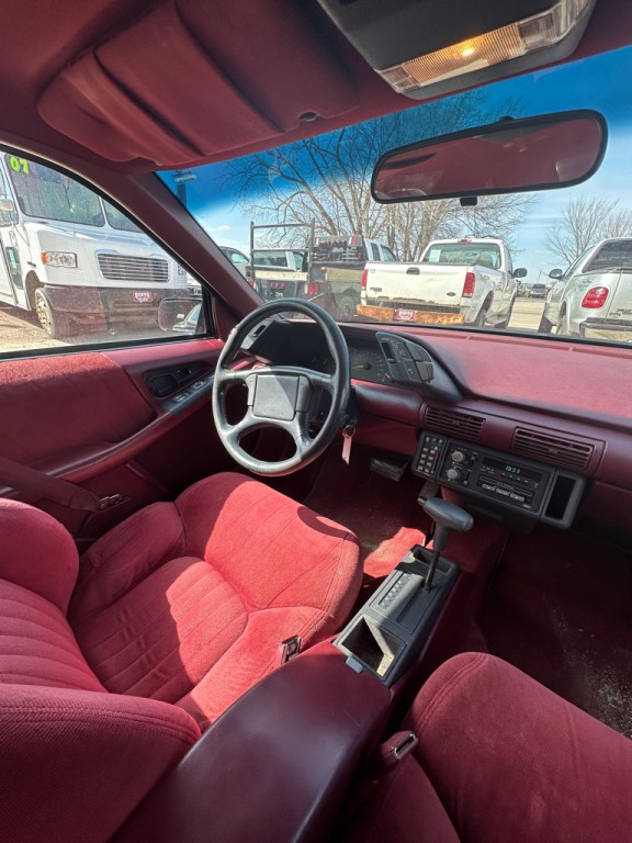 1992 Pontiac Grand Prix Image 14