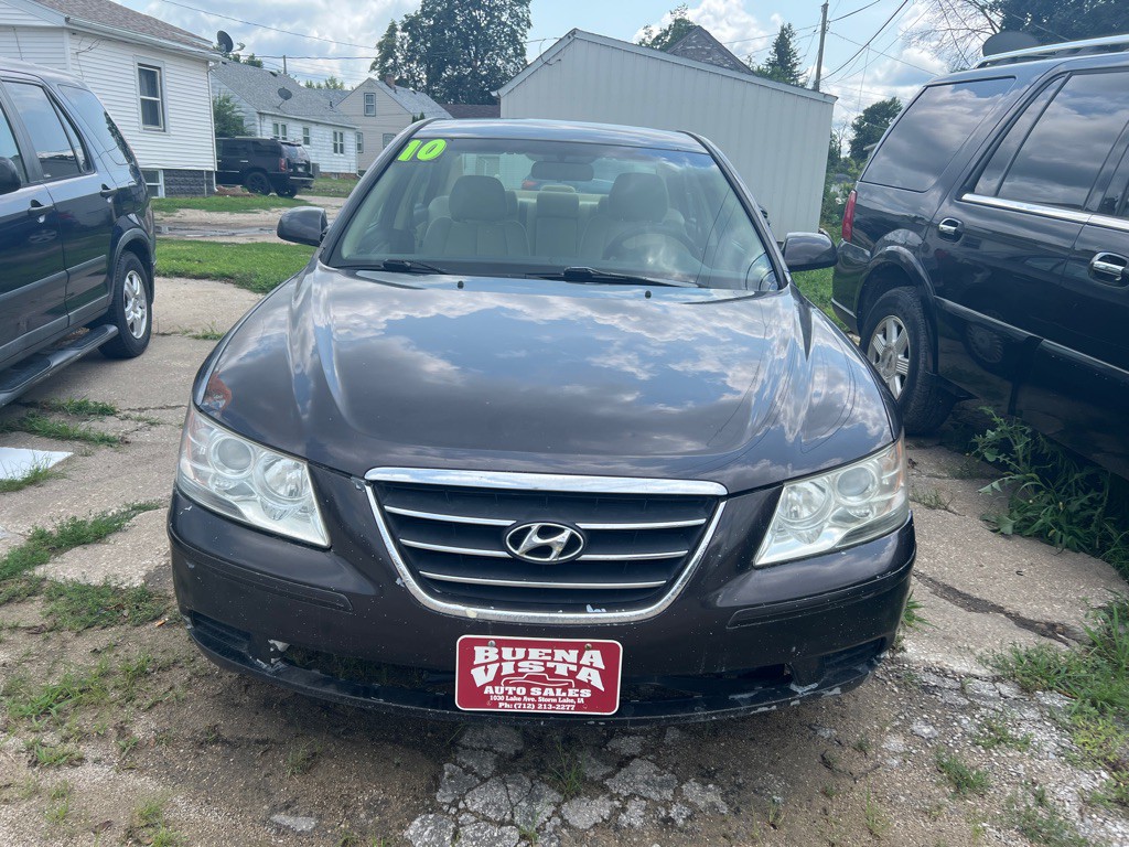 2010 Hyundai Sonata Image 2