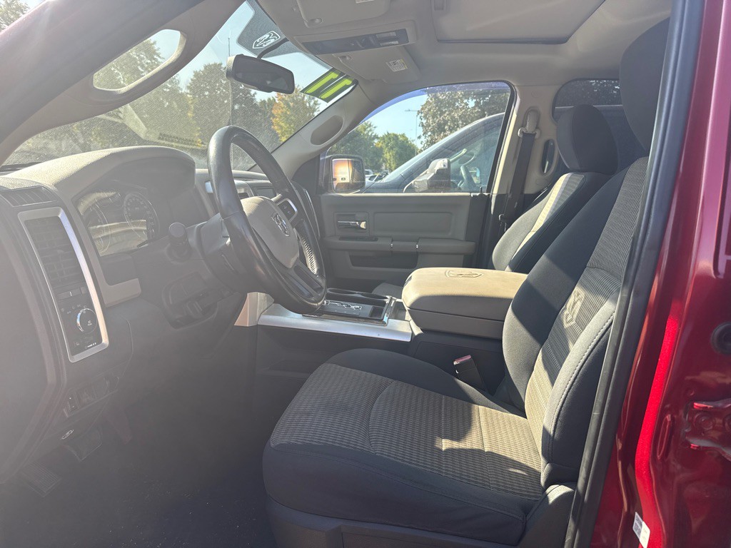 2011 RAM 1500 Image 6