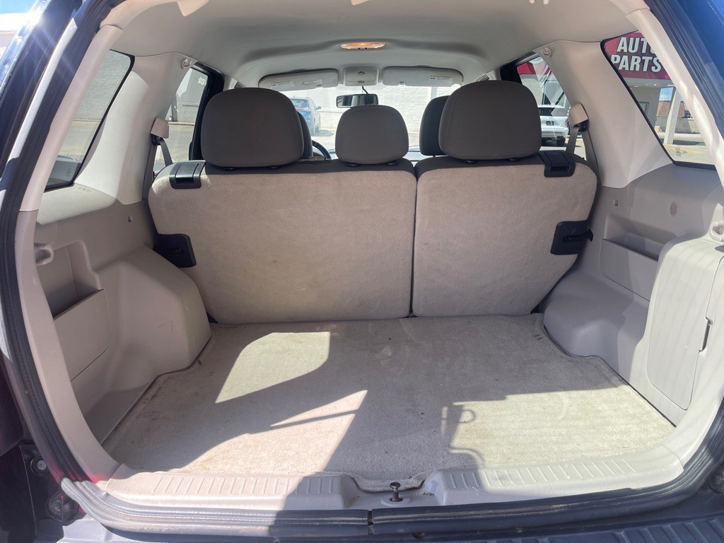 2010 Ford Escape Image 11