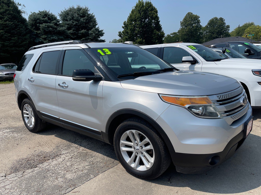 2013 Ford Explorer Image 1