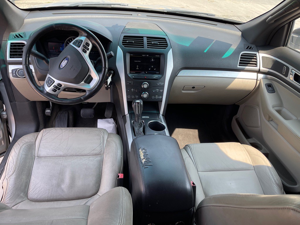 2013 Ford Explorer Image 6