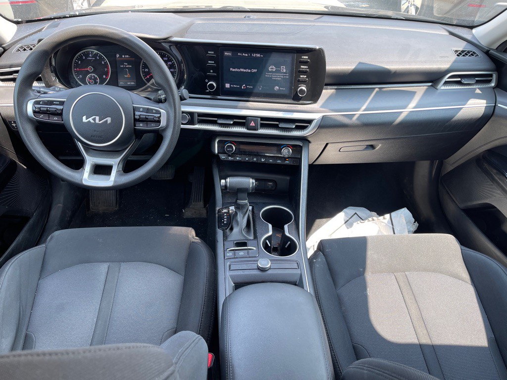 2022 Kia K5 Image 6