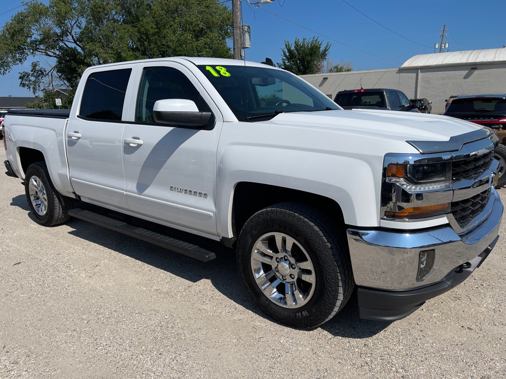 2018 Chevrolet Silverado 1500 Image 2