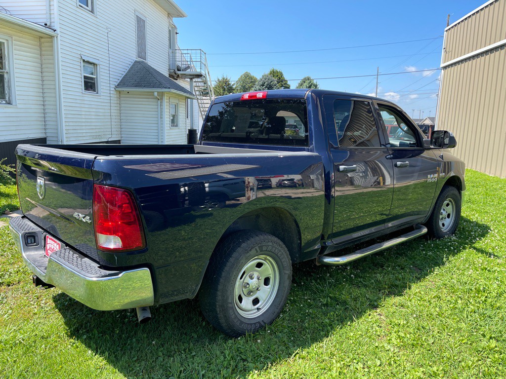 2017 RAM 1500 Image 3