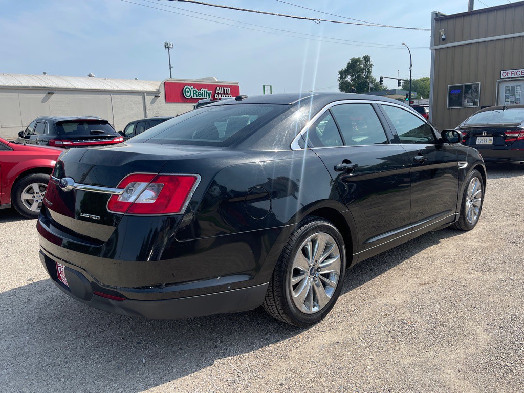 2012 Ford Taurus Image 3