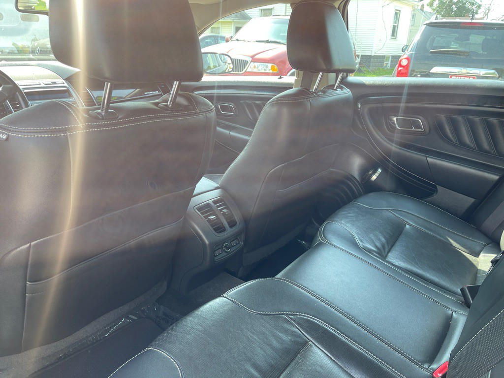 2012 Ford Taurus Image 10