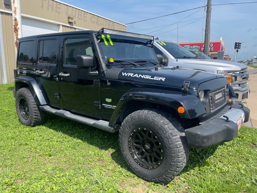 2011 Jeep Wrangler Unlimited Image 1