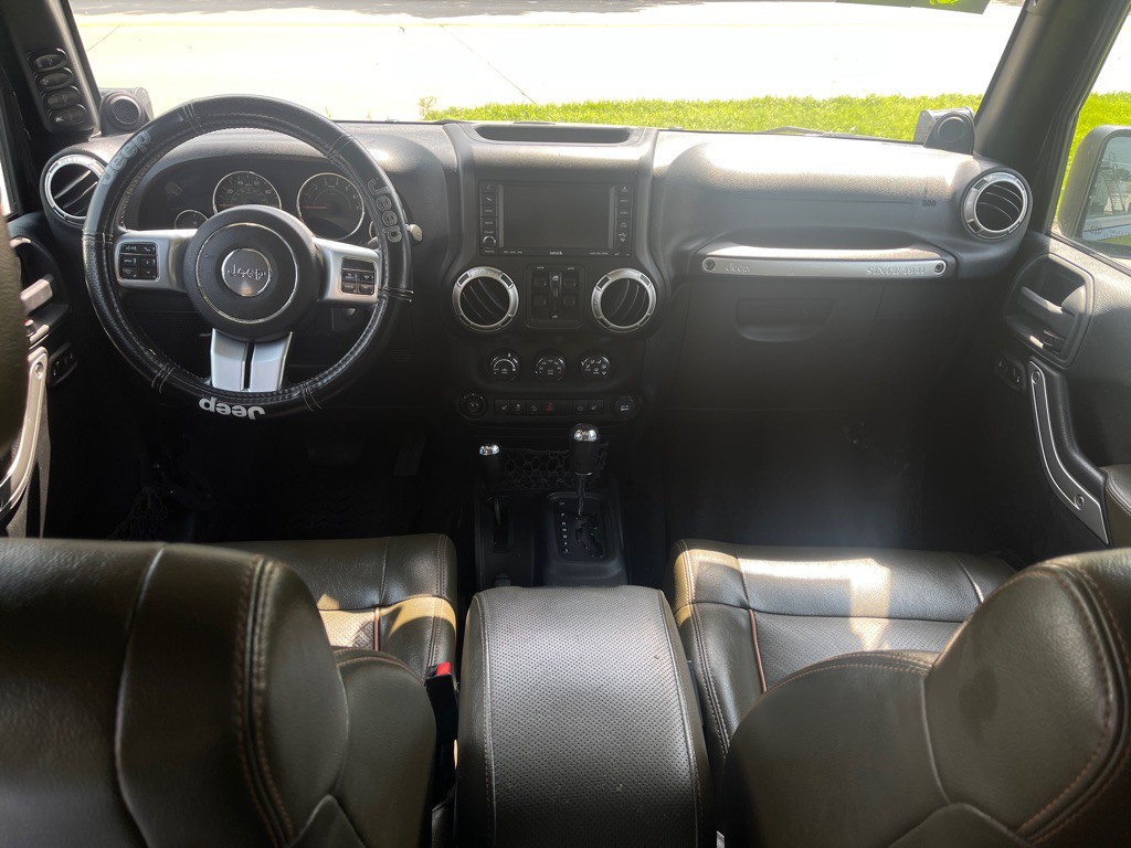 2011 Jeep Wrangler Unlimited Image 5