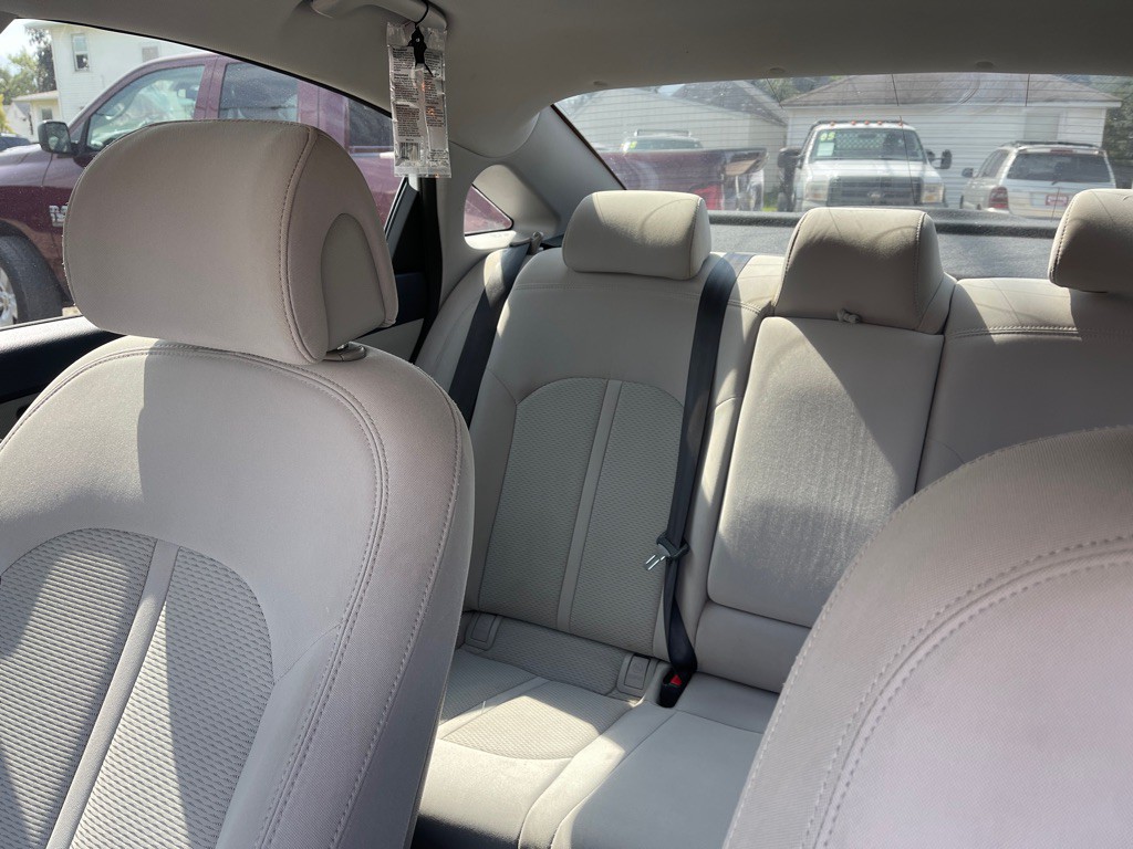 2015 Hyundai Sonata Image 6