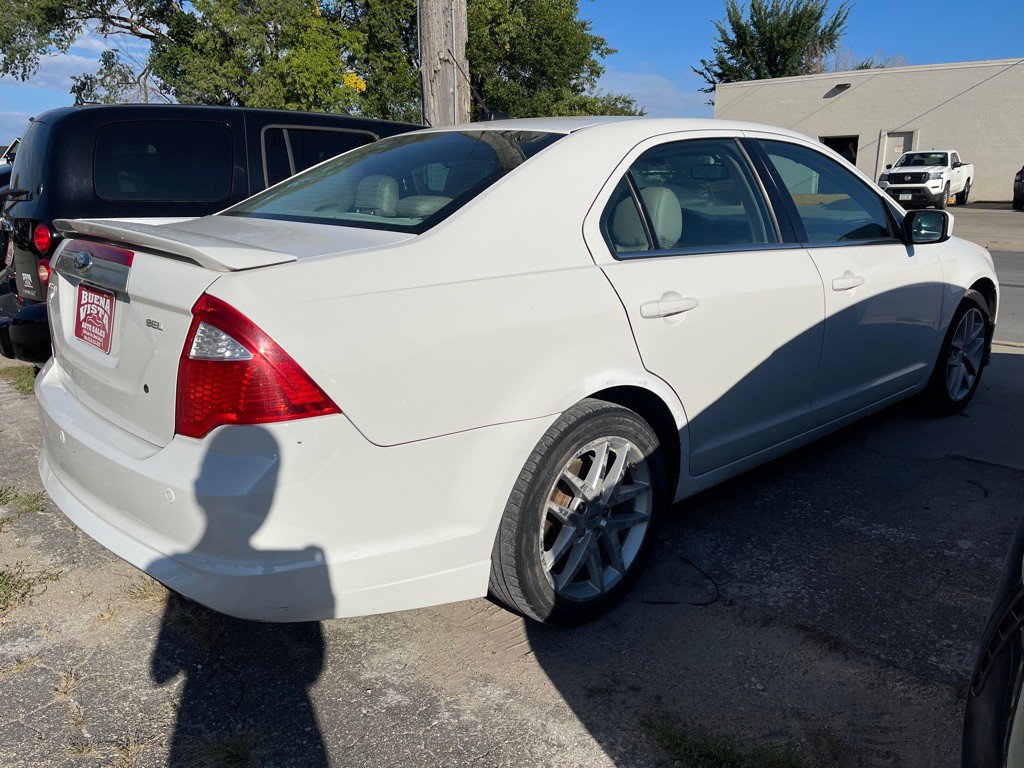 2012 Ford Fusion Image 2
