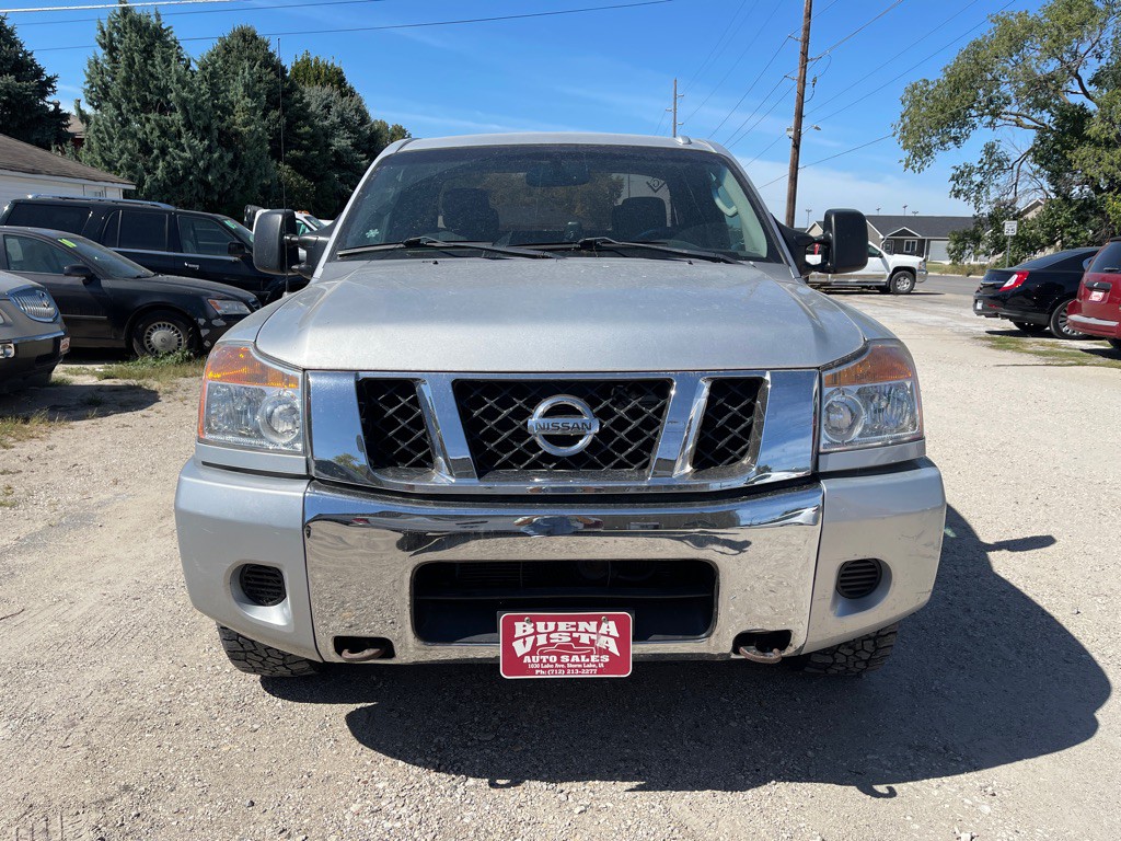 2008 Nissan Titan Image 2