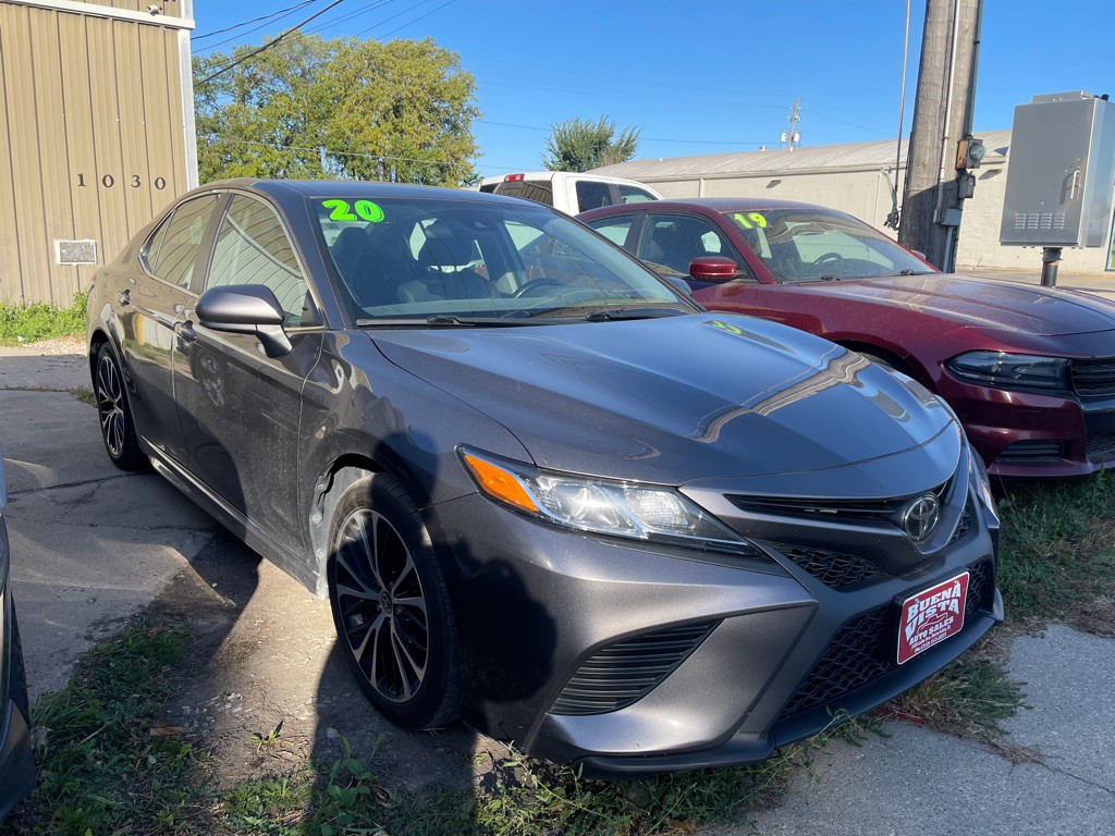 2020 Toyota Camry Image 2