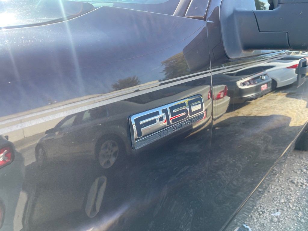 2005 Ford F-150 Image 12