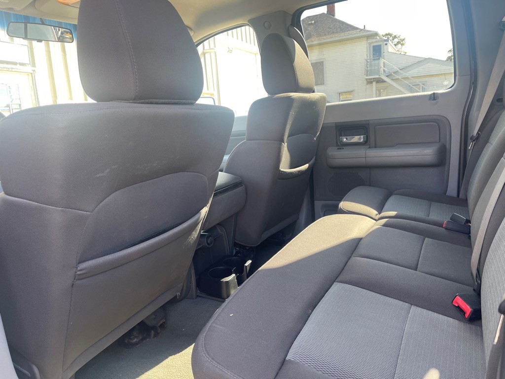 2005 Ford F-150 Image 5