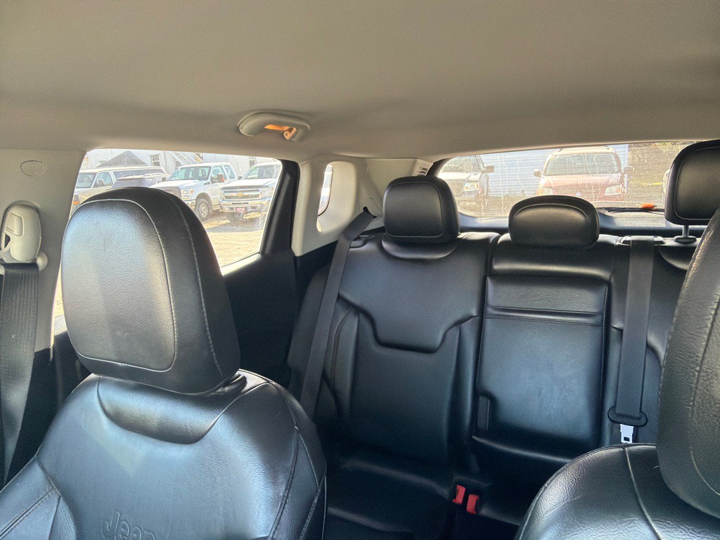 2017 Jeep Compass Image 9