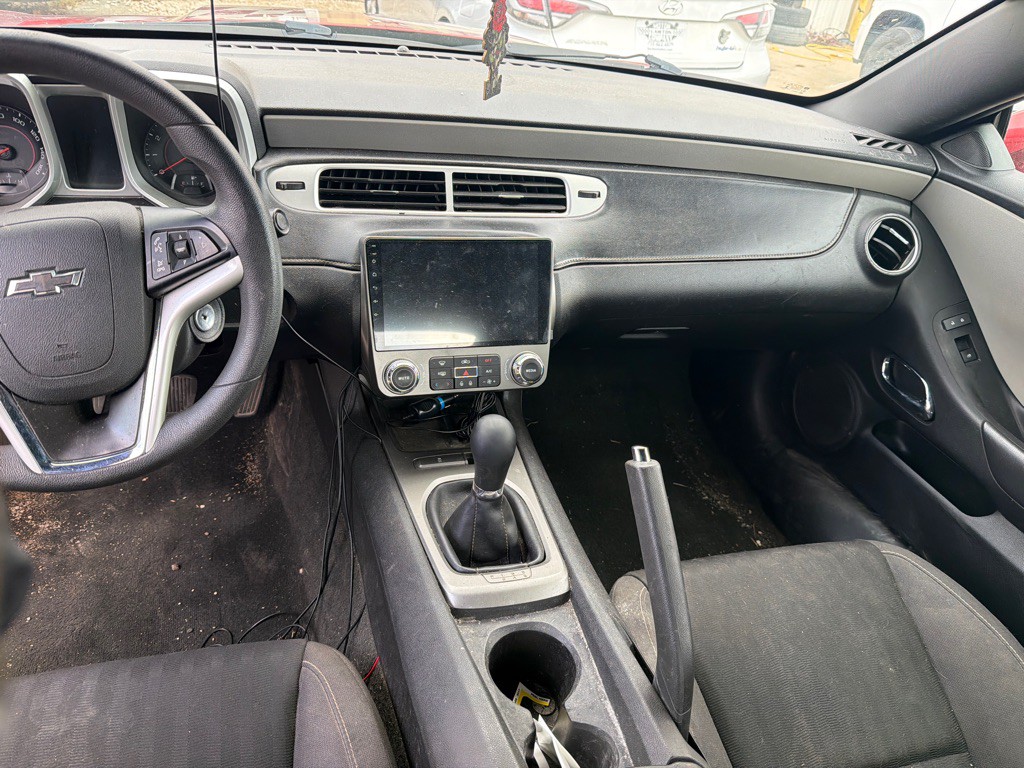 2015 Chevrolet Camaro Image 8