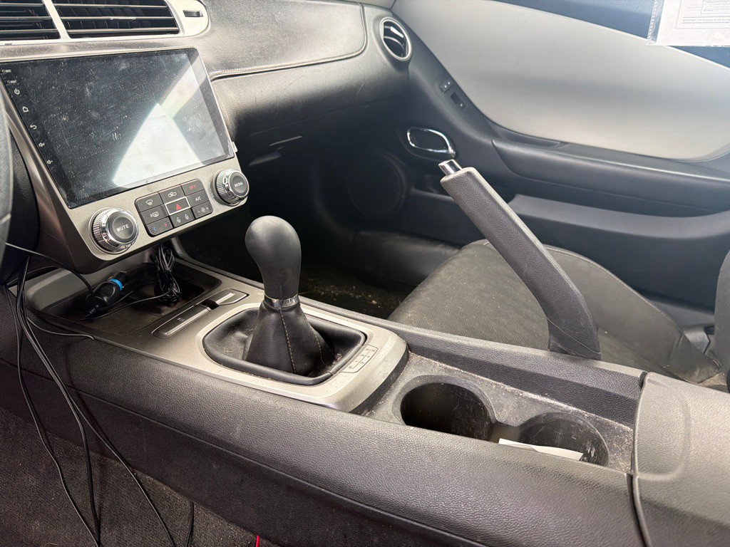 2015 Chevrolet Camaro Image 9