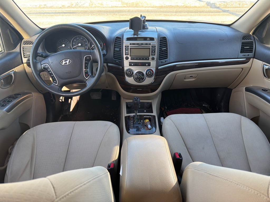 2010 Hyundai Santa Fe Image 5