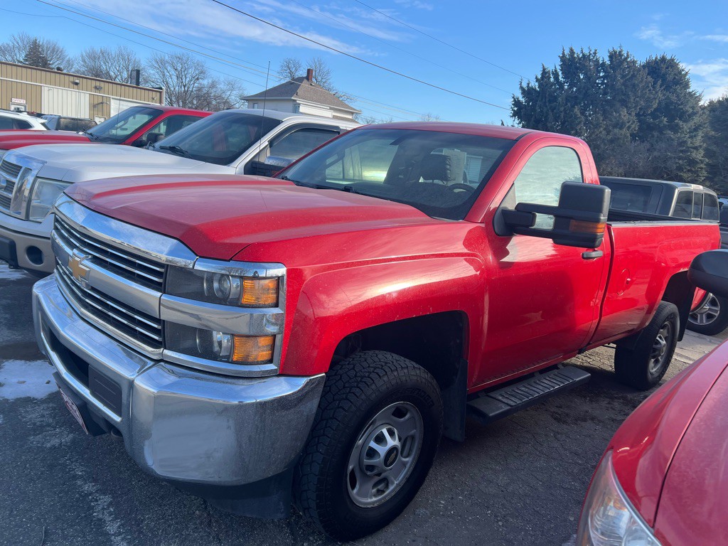 2017 Chevrolet Silverado 1500 Image 2