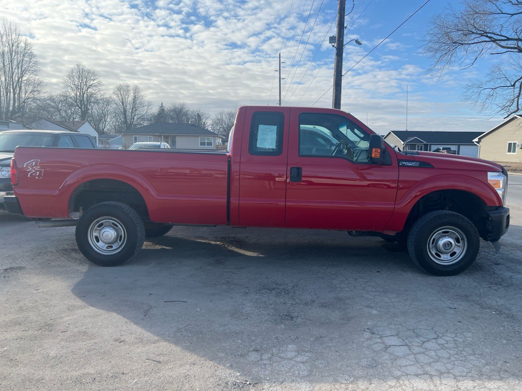 2015 Ford F-250 Image 2