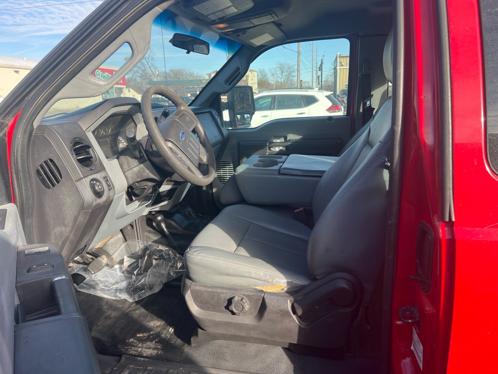2015 Ford F-250 Image 4