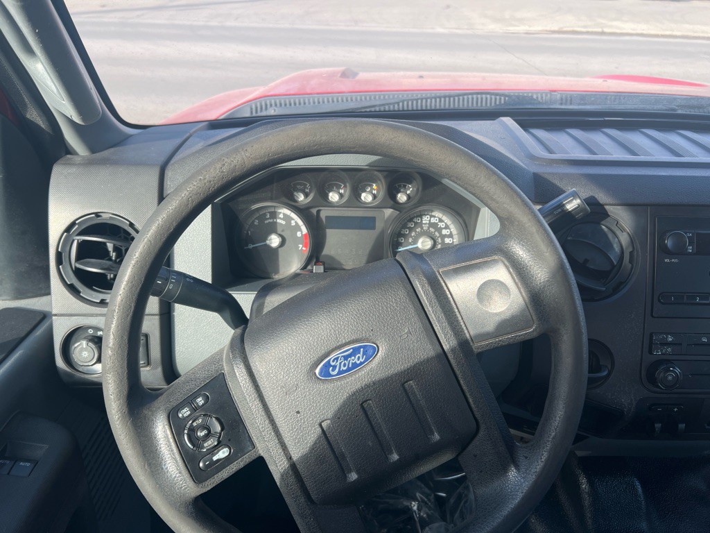 2015 Ford F-250 Image 5