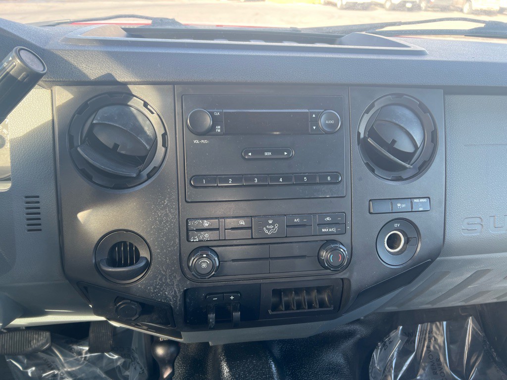 2015 Ford F-250 Image 6