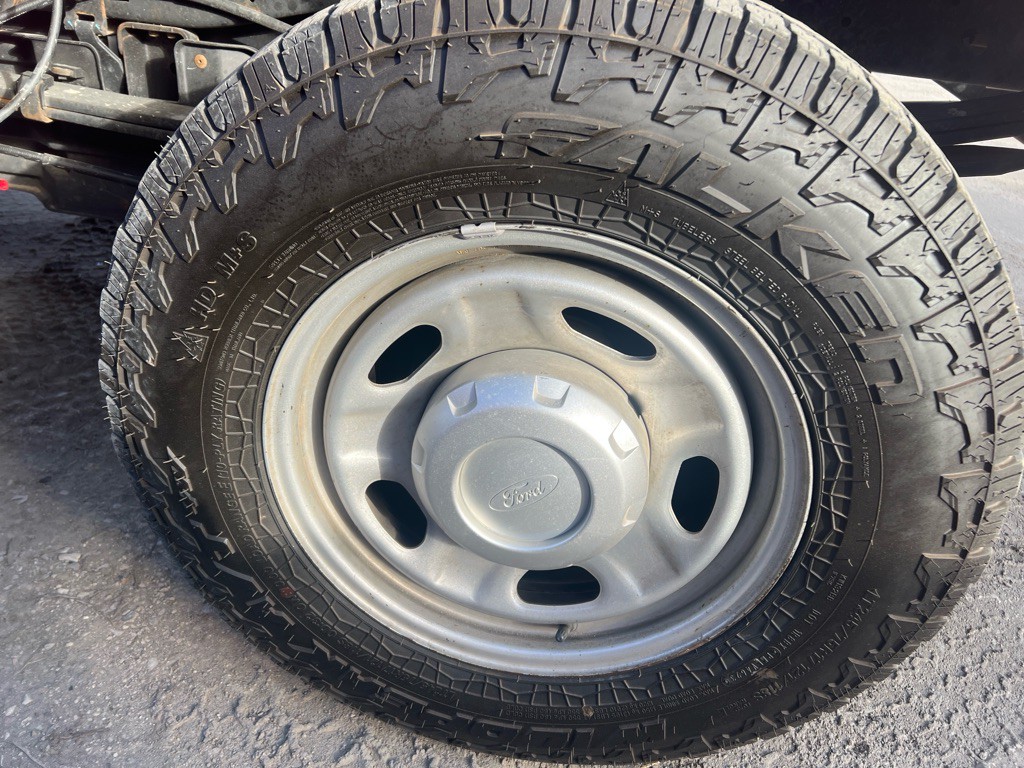 2015 Ford F-250 Image 9