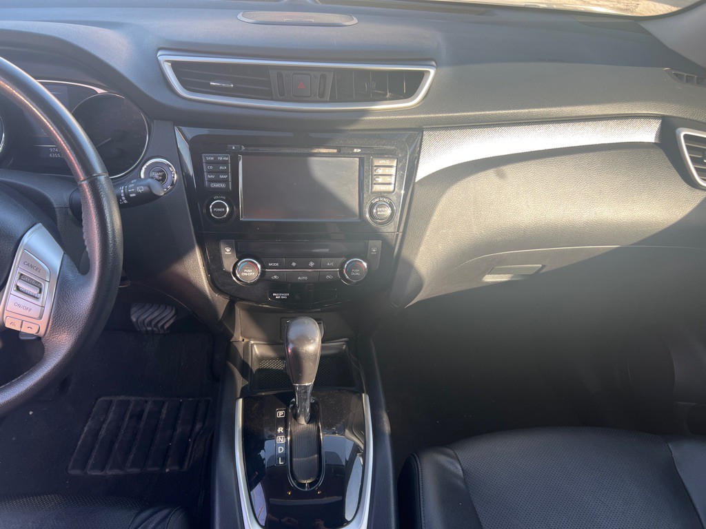 2016 Nissan Rogue Image 7