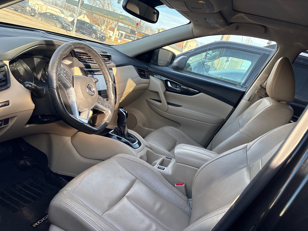 2017 Nissan Rogue Image 7