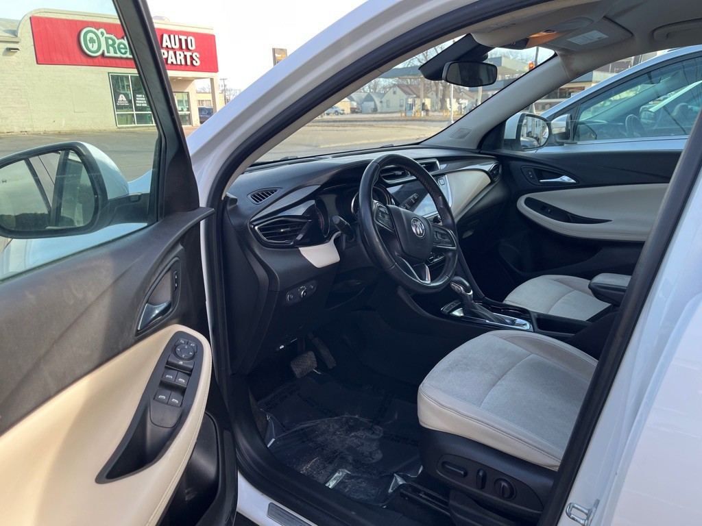 2021 Buick Enclave Image 3