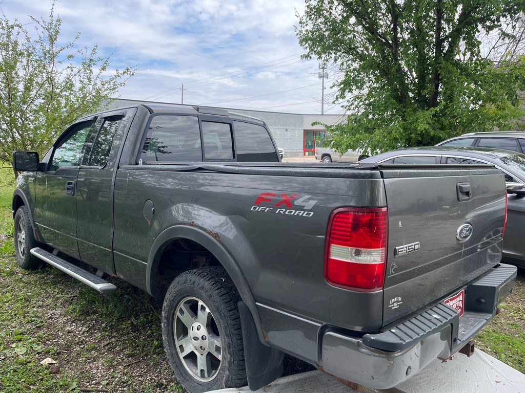 2004 Ford F-150 Image 6