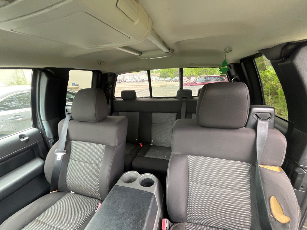 2004 Ford F-150 Image 8