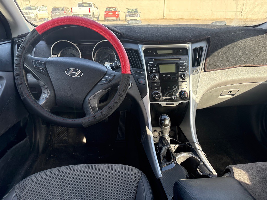 2011 Hyundai Sonata Image 5