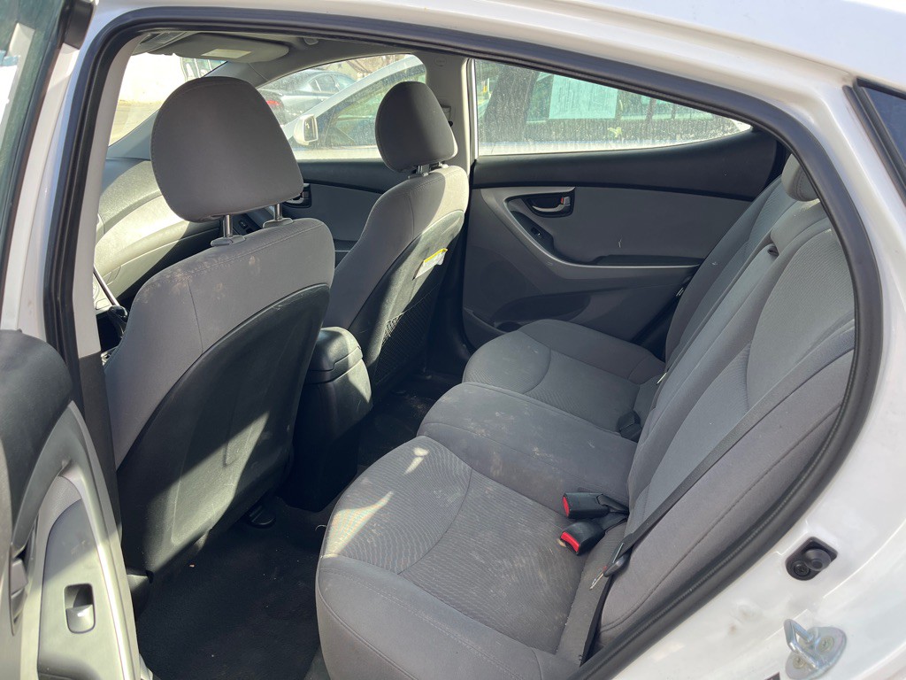 2014 Hyundai Elantra Image 6