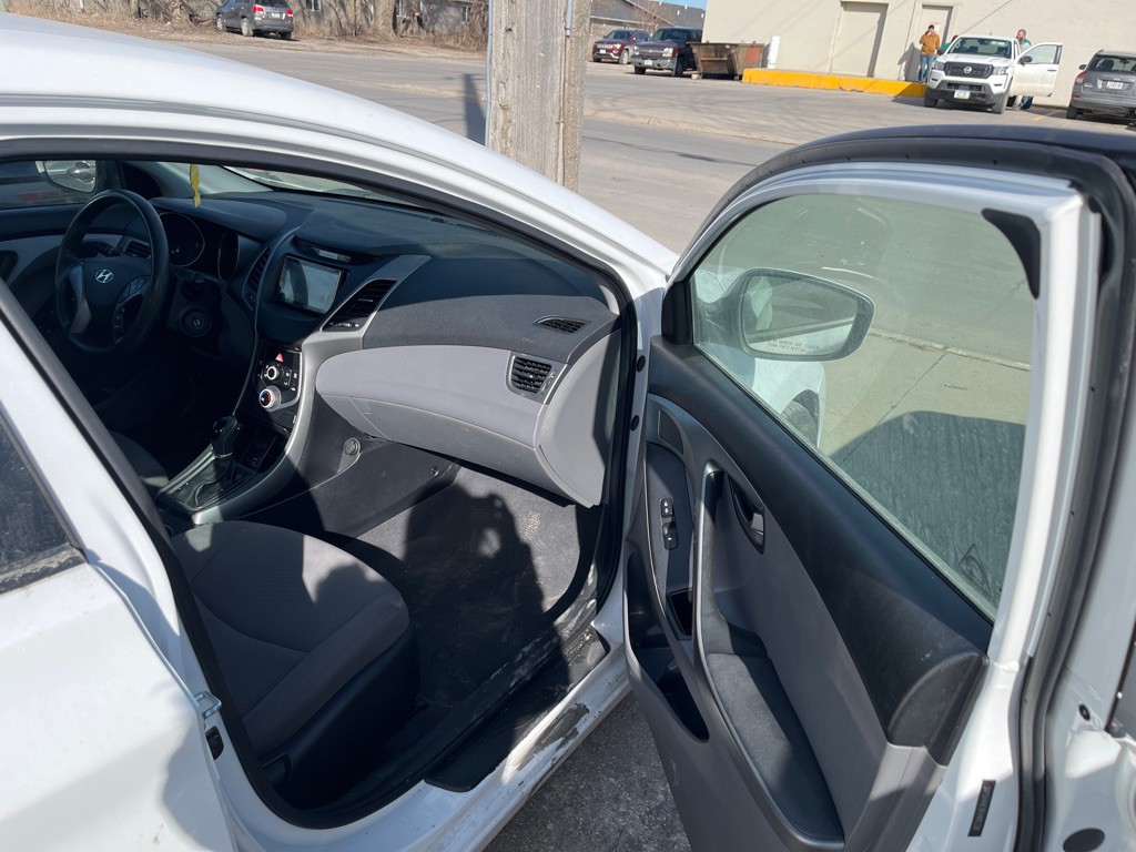 2014 Hyundai Elantra Image 7