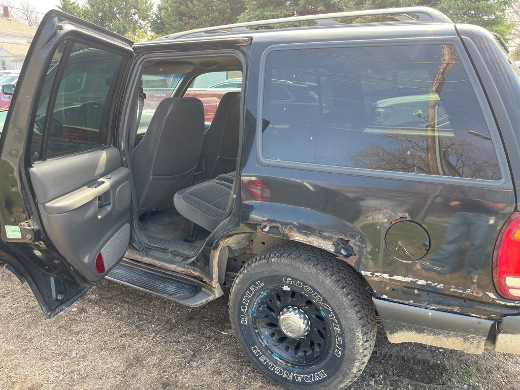 1999 Mercury Mountaineer Image 5