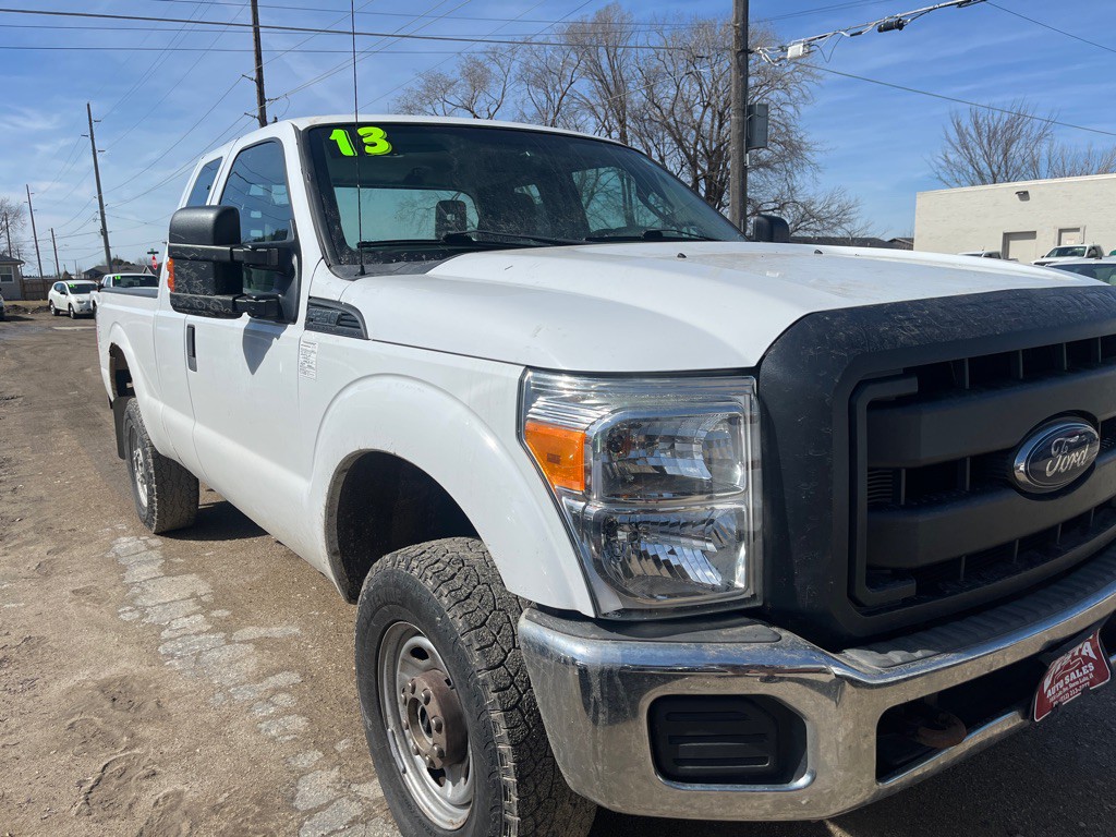 2013 Ford F-250 Image 2