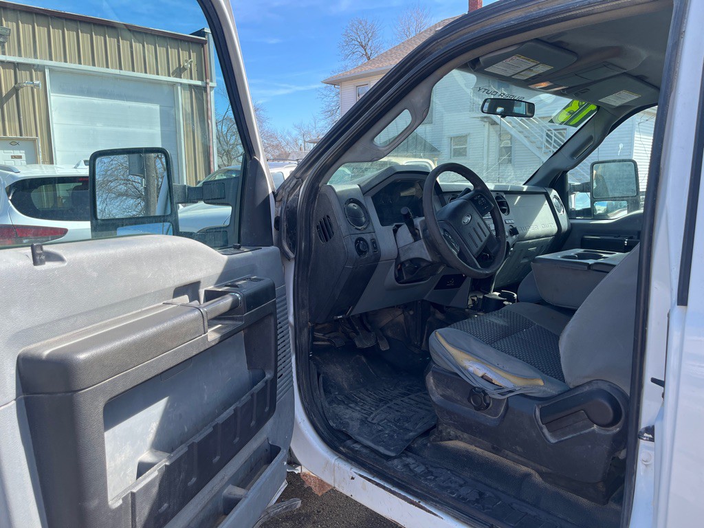 2013 Ford F-250 Image 4