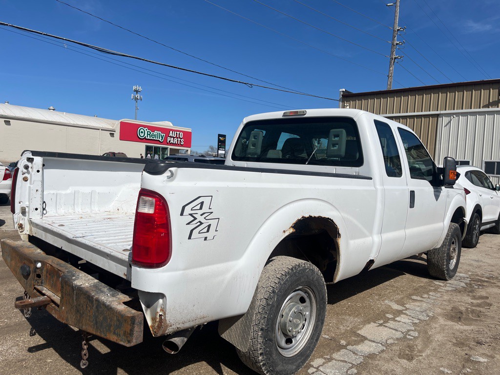 2013 Ford F-250 Image 9