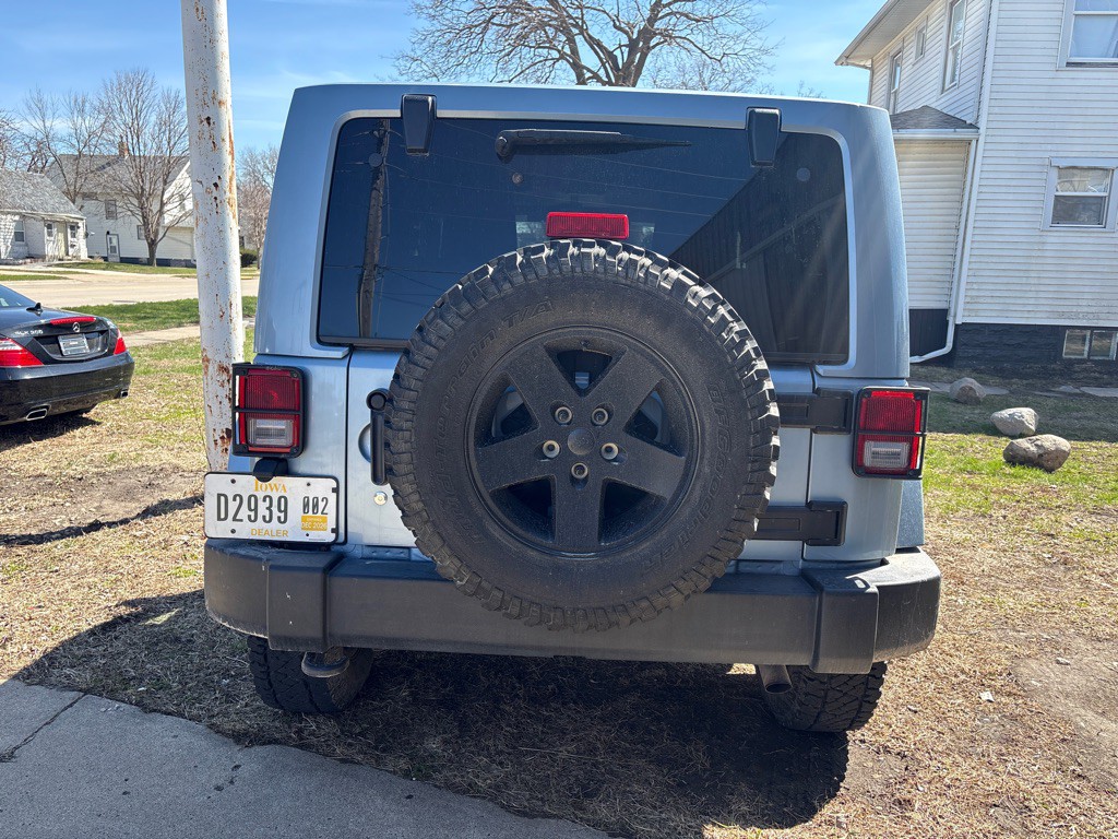 2012 Jeep Wrangler Image 4