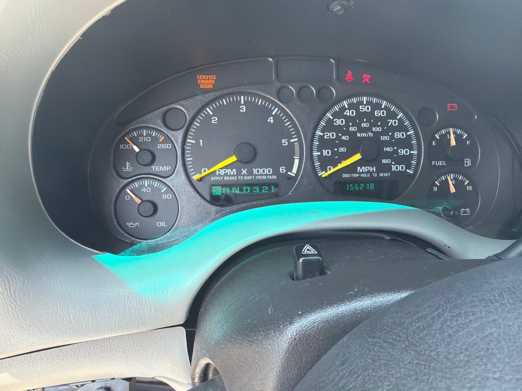 2001 Chevrolet Blazer Image 2