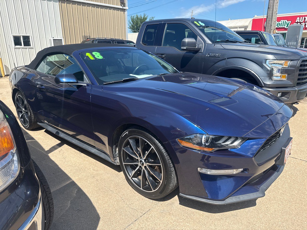 2018 Ford Mustang Image 2