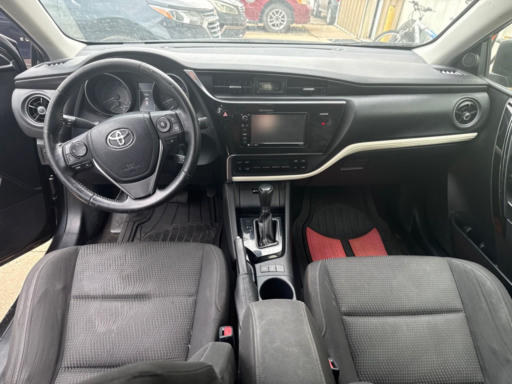 2018 Toyota Corolla Image 9